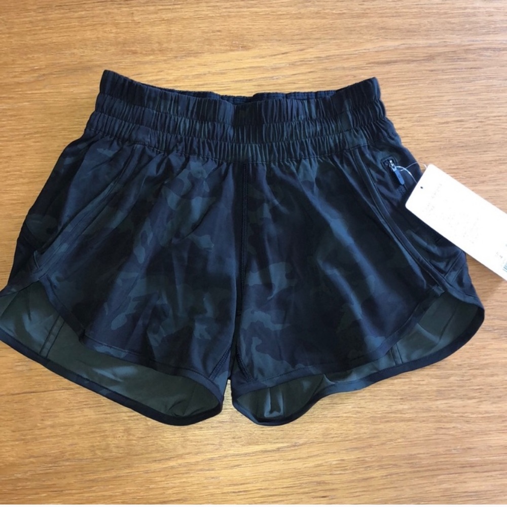 ISO Lululemon Tracker LR Short 4” Camo/Gator Green